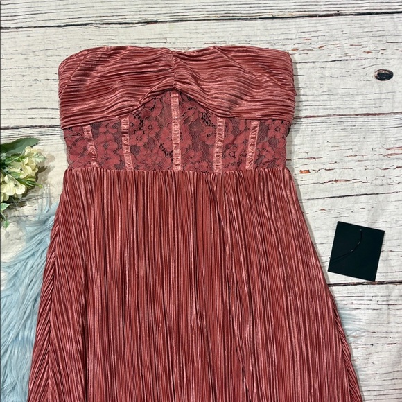 NWT Lulus Desme Rose Pink Satin Plisse Strapless Maxi Dress - Picture 7 of 8